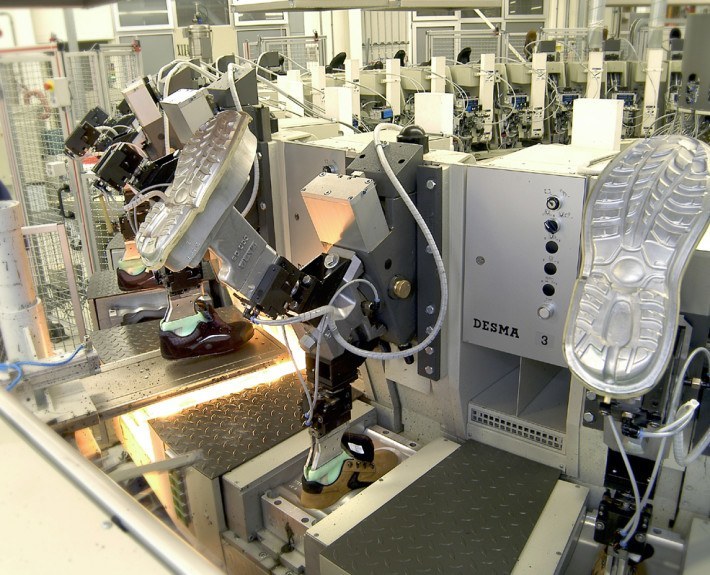 Safety shoe production Safety shoe production